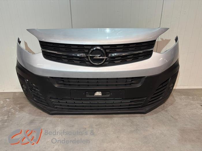 Voorbumper van een Opel Vivaro, Auto-onderdelen, Gebruikt, -, -, Opel
