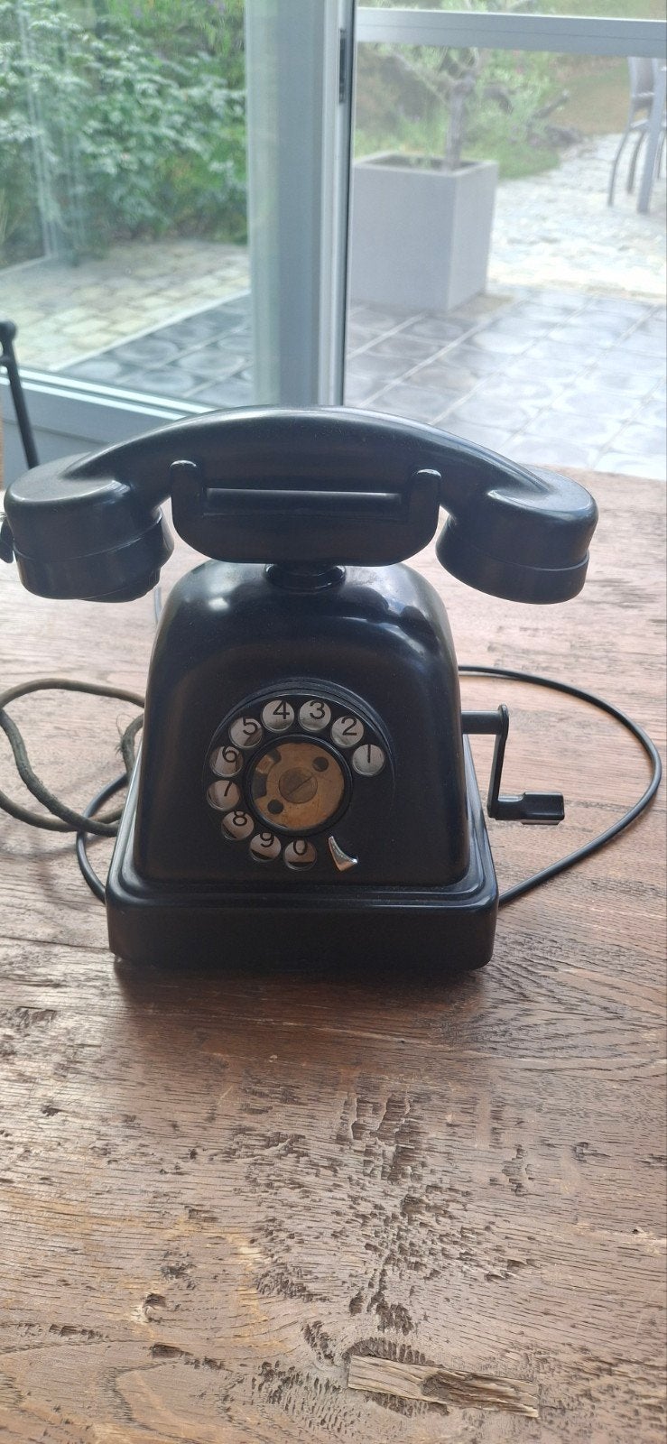 4 vintage bakelieten draaischijftelefoons, Telecommunicatie, Vaste telefoons | Niet Draadloos, Ophalen