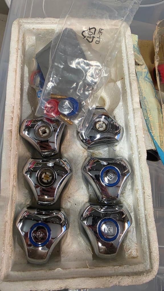 groot lot Grohe kranen en koppelstukken nieuw, Ophalen