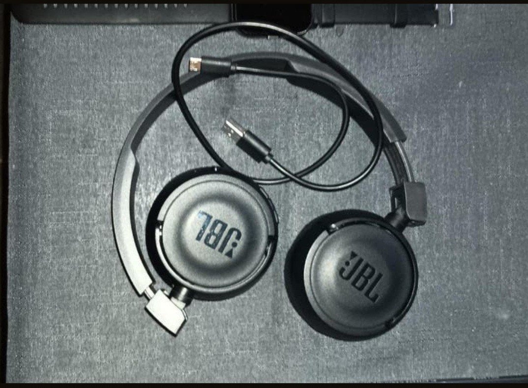 Jbl hoofdtelefoon one ear, Audio, Tv en Foto, Hoofdtelefoons, Ophalen, Gebruikt, JBL, On-ear