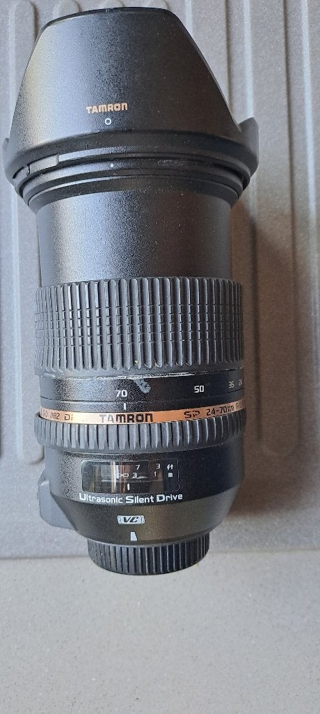 Objectif Nikon Tamron SP 24-70 F 2,8 USD 82 Di, Nikon, Pare-soleil, Enlèvement, Utilisé