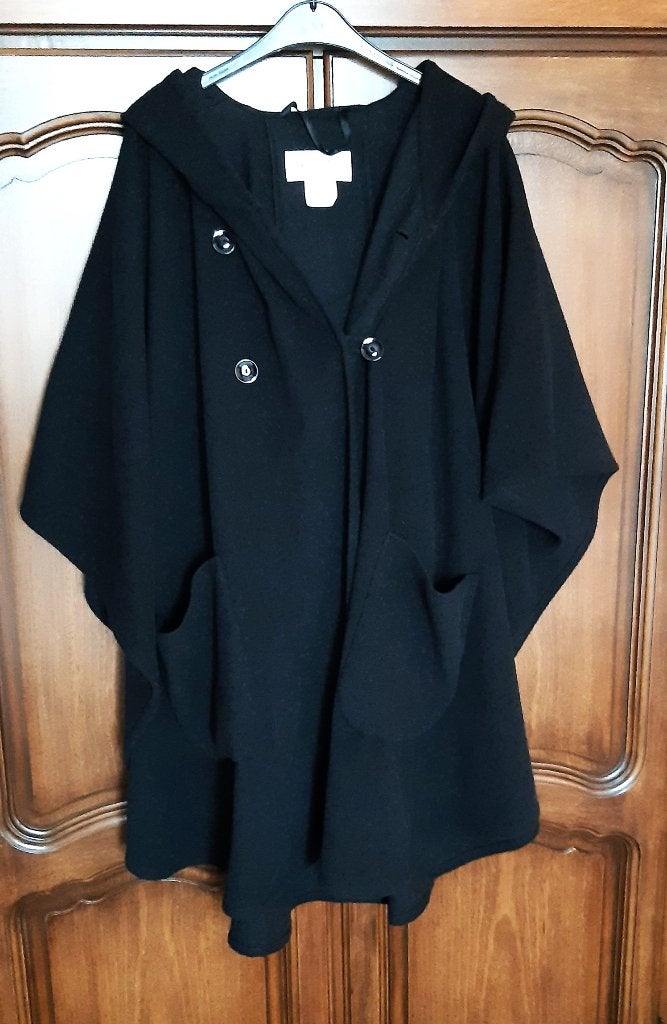 Dames poncho wol zwart (Claude Arielle), Claude Arielle, Enlèvement, Comme neuf, Noir
