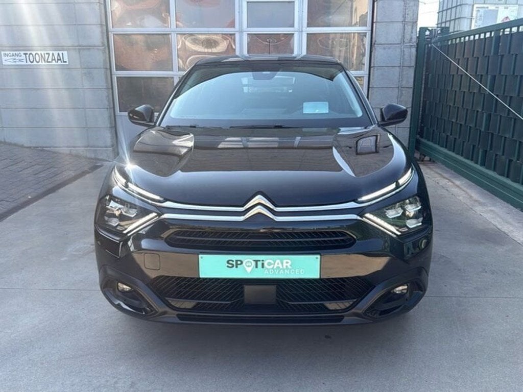 Citroen C4 Feel met navi, trekhaak, 4 nieuwe banden, eerste, Zwart, Bedrijf, 5 deurs, 97 kW