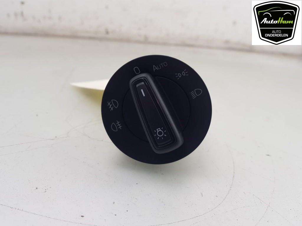LICHTSCHAKELAAR Fabia IV (PJ3) (|565941431CWHI|565941431C|), Gebruikt, Skoda