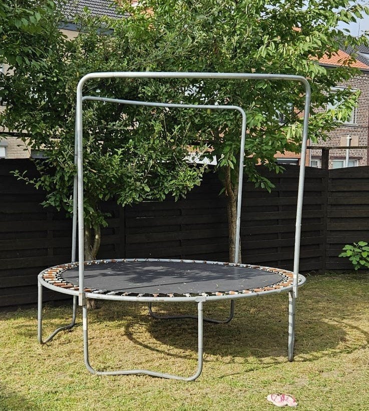 Trampoline nog goed staat, Ophalen, Gebruikt