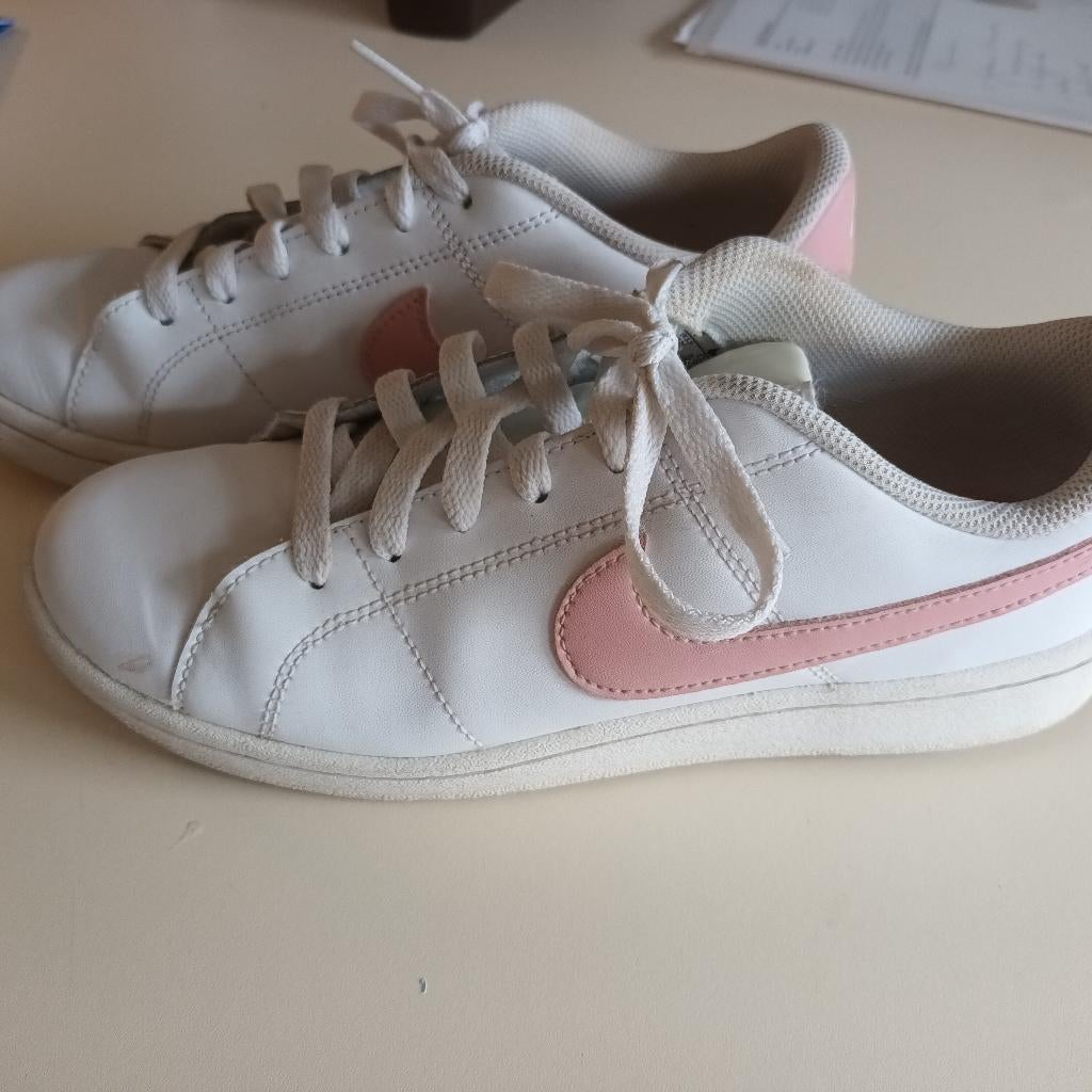 NIKE Court Royale witte sneakers 37,5, Sneakers et Baskets, Nike, Comme neuf, Blanc