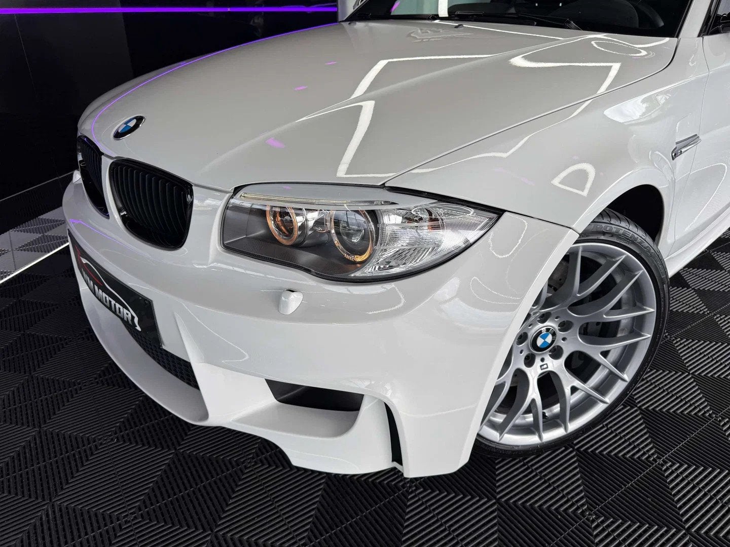 BMW 1 Serie M Coupé 3.0i, Autos, Cuir, Achat, Boîte manuelle, Noir