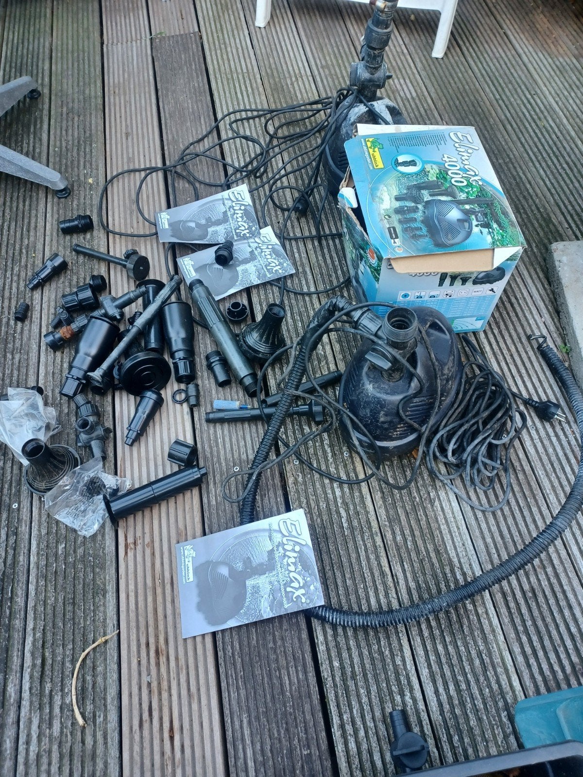 2 solitaire fonteinpompen, groot volume, Tuin en Terras, Ophalen of Verzenden, Gebruikt