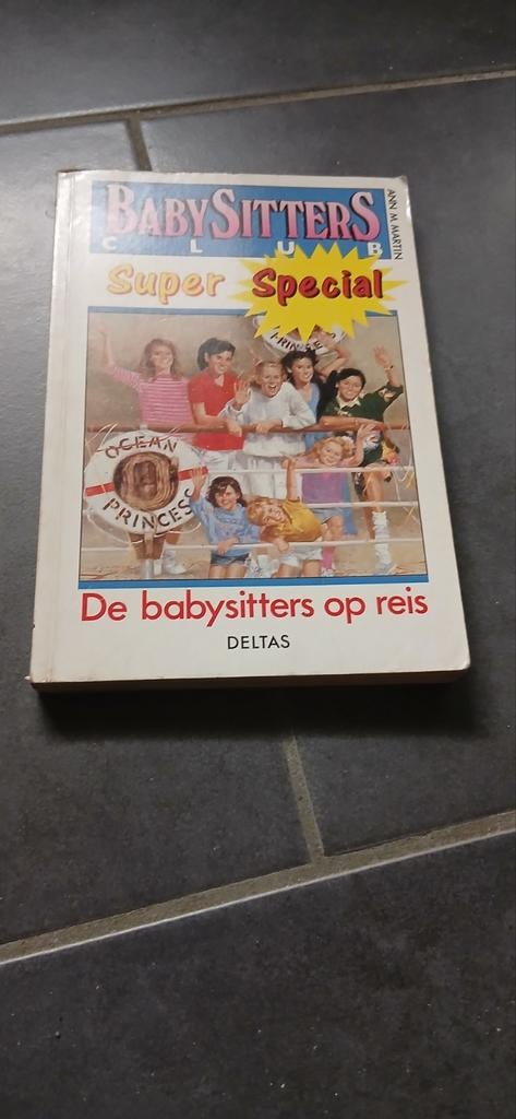 Beverly Martin - Babysittersclub babysitters op reis, Boeken, Ophalen of Verzenden, Beverly Martin