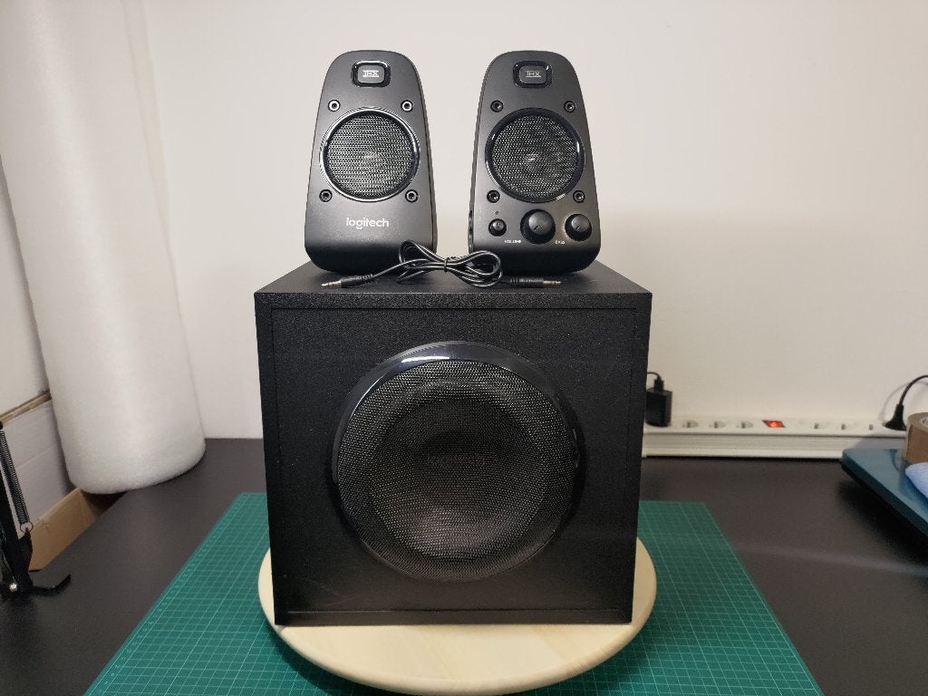 Logitech Z623 2.1 Speakers + Subwoofer [THX Certified Audio], Informatique & Logiciels, Enlèvement, Utilisé, Canal audio 2.1, Logitech