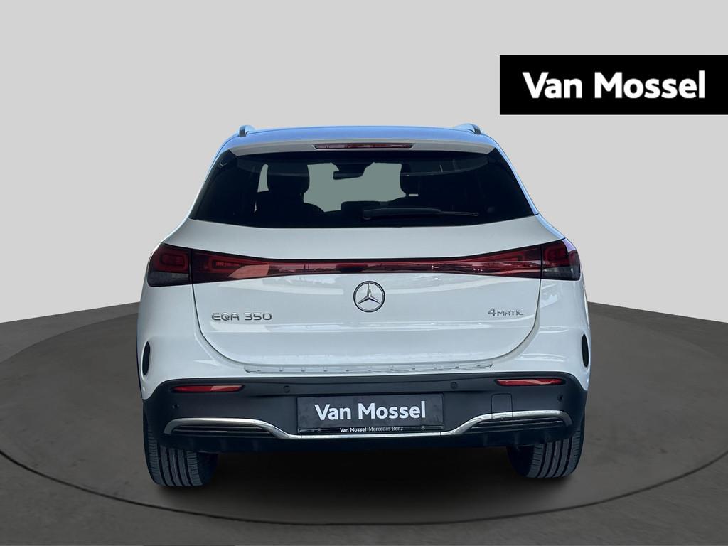 Mercedes-Benz EQA 350 4MATIC AMG Line + TREKHAAK + 360 CAMER, Automaat, 215 kW, Stof, Regensensor