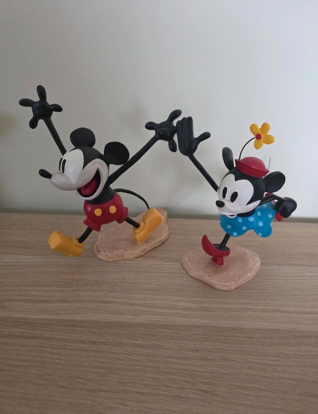 Disney Mickey & Minnie beeldjes WDAC Archives 837/2000, Ophalen, Mickey Mouse, Zo goed als nieuw, Beeldje of Figuurtje