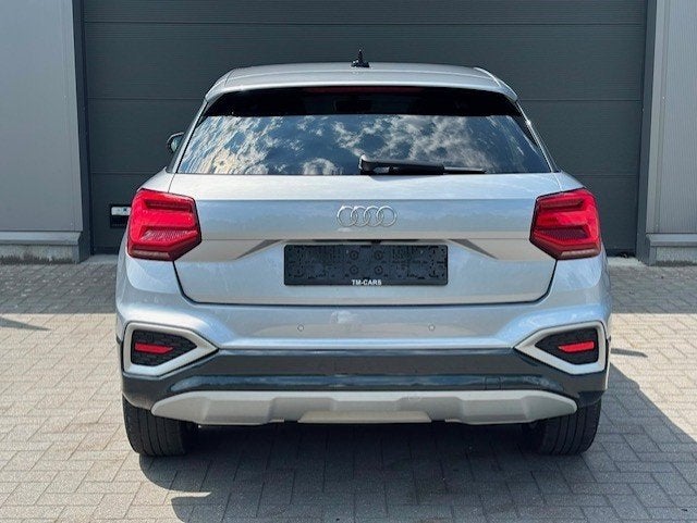 Audi Q2 benzine pano dak camera ad cruise controle, Auto's, Voorwielaandrijving, https://public.car-pass.be/vhr/1893ebc9-a67e-4740-909b-f47b7e23cb57