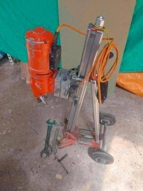 Weka dk22 diamantboormachine, Doe-het-zelf en Bouw, Gereedschap | Boormachines, Zo goed als nieuw, Boormachine, 600 watt of meer