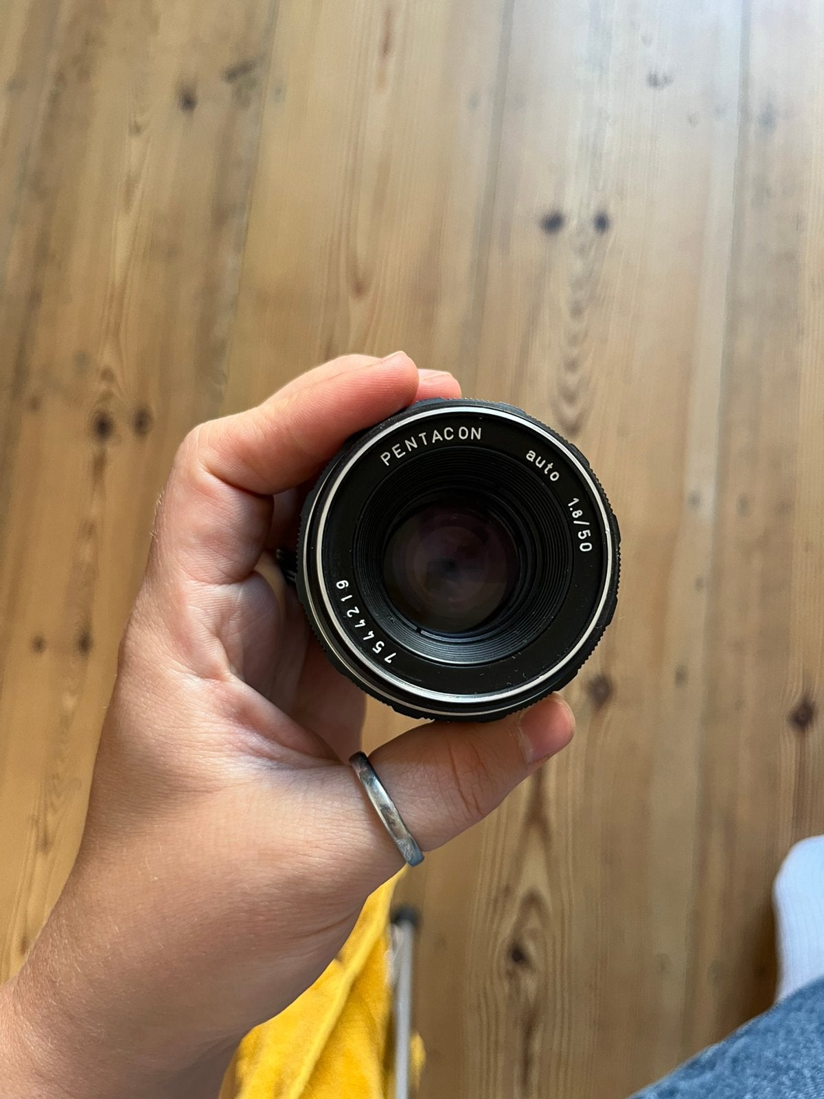Pentacon auto 50mm f/1.8, Audio, Tv en Foto, Ophalen, Zo goed als nieuw