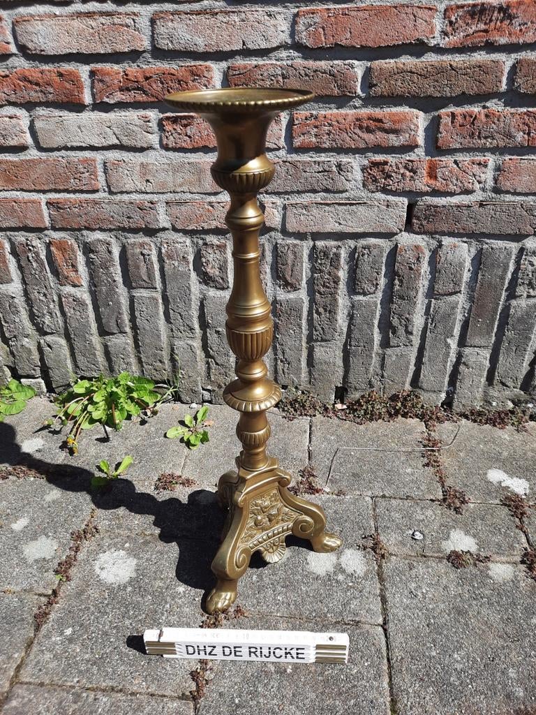 Grote (kaarsen) kandelaar, materiaal gegoten messing, Enlèvement ou Envoi, Cuivre ou Bronze