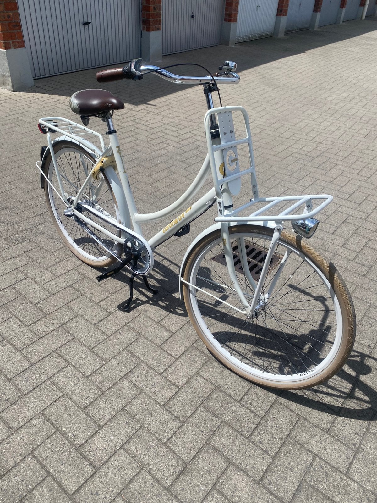 Damesfiets 28 inch cortina, Fietsen en Brommers, Ophalen of Verzenden, Zo goed als nieuw