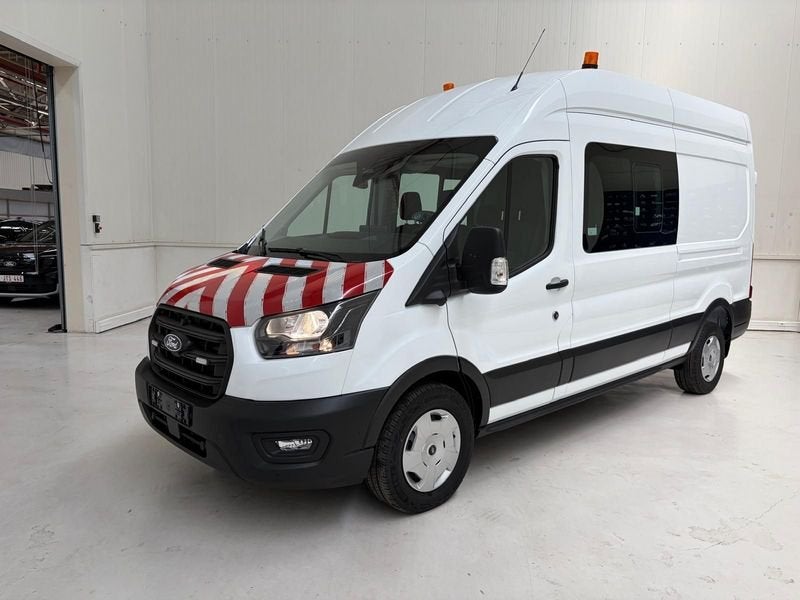 Ford Transit, Autos, Entreprise, Boîte manuelle, https://public.car-pass.be/vhr/cbba531a-68f9-4139-9e75-6cb03a9f81bc, 5 portes