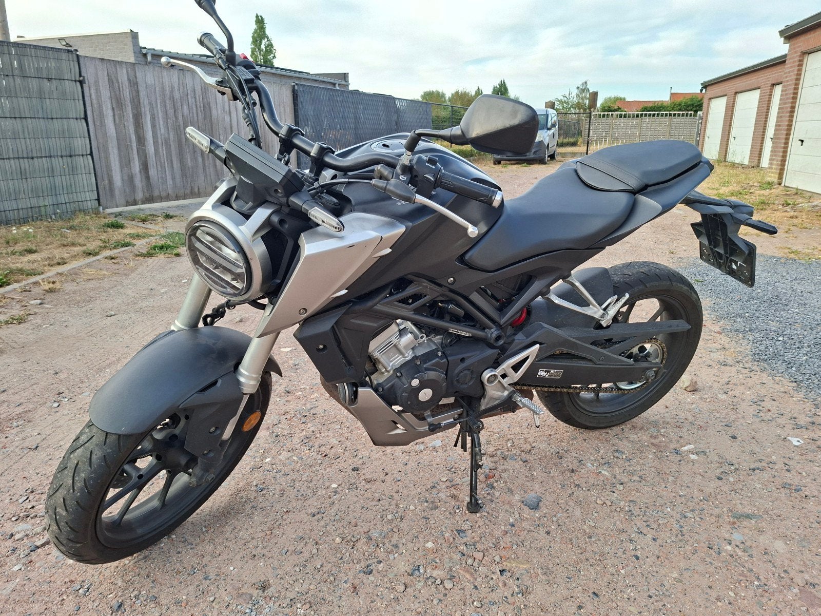 Livraison de la Honda Cb 125 cc 2020+, Particulier