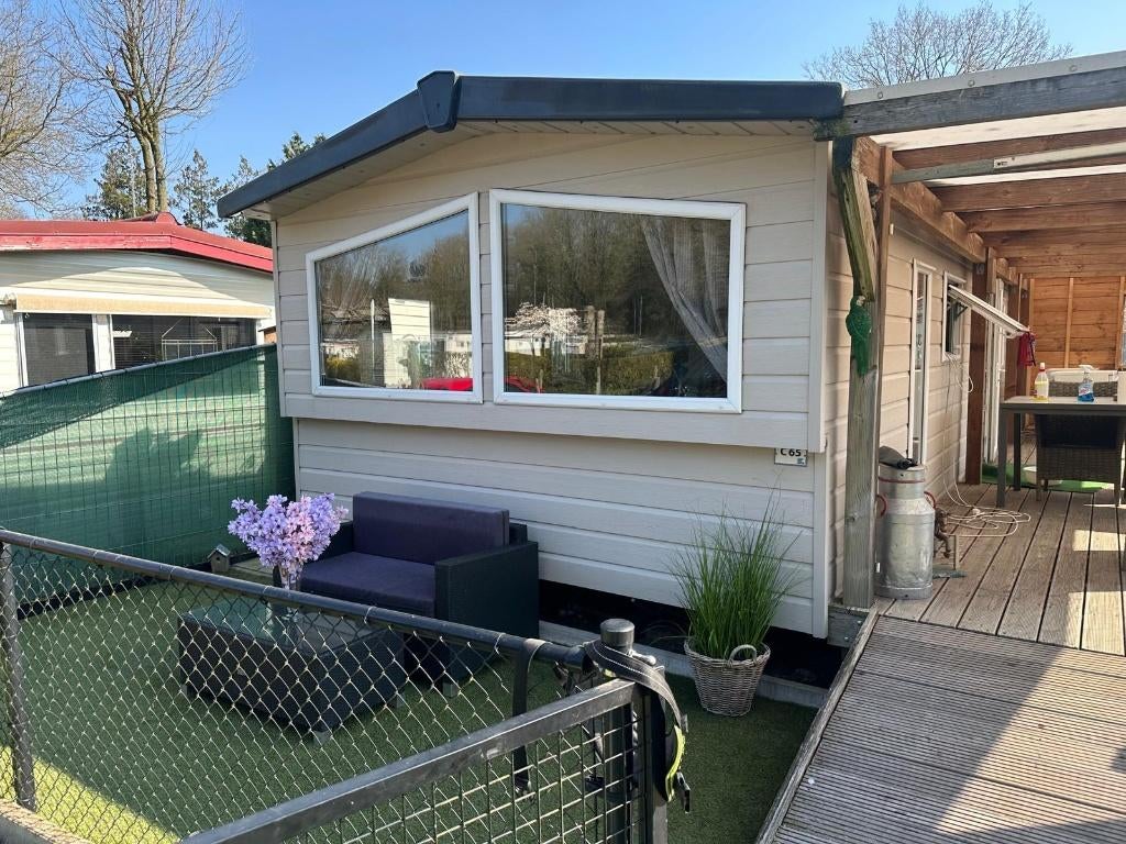 Chalet, Tot en met 2