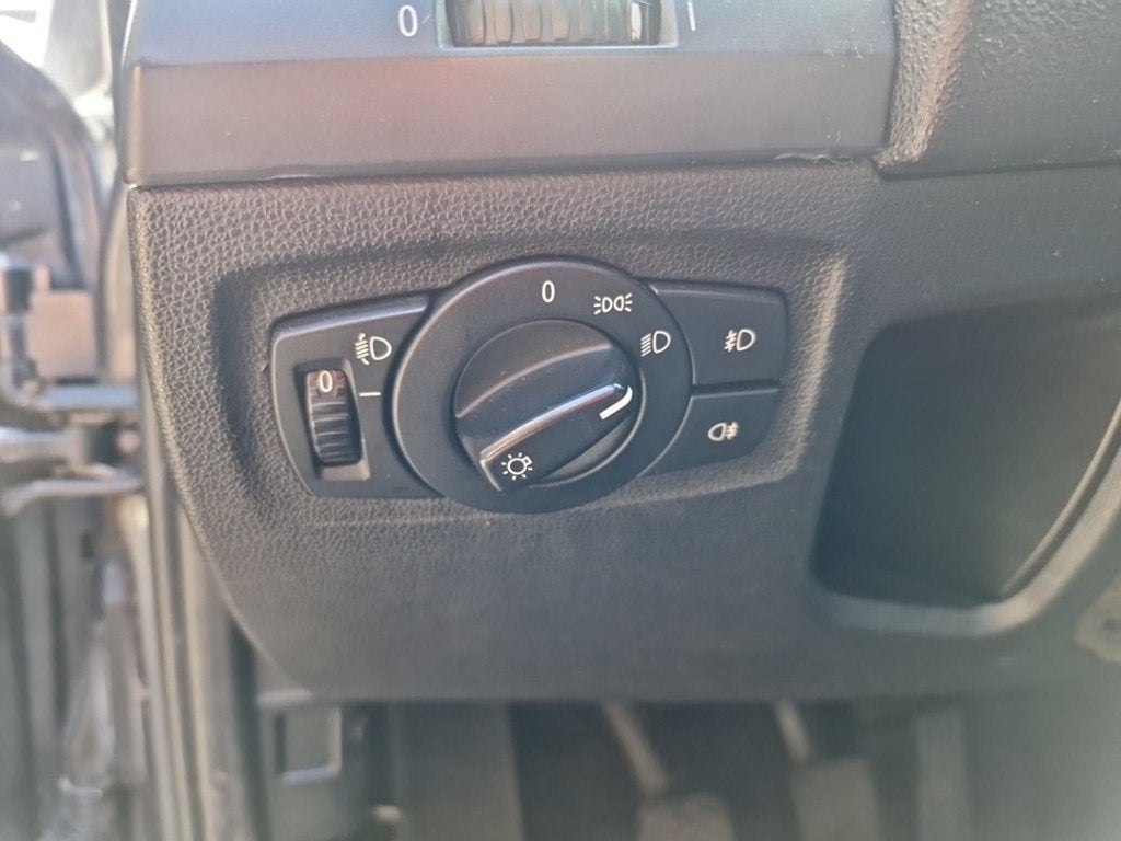 LICHTSCHAKELAAR BMW 1 serie (E87 / 87N) (|61316932794|), Gebruikt, BMW, Petuelring 130
80809  München, DE, Bayerische Motoren Werke AG