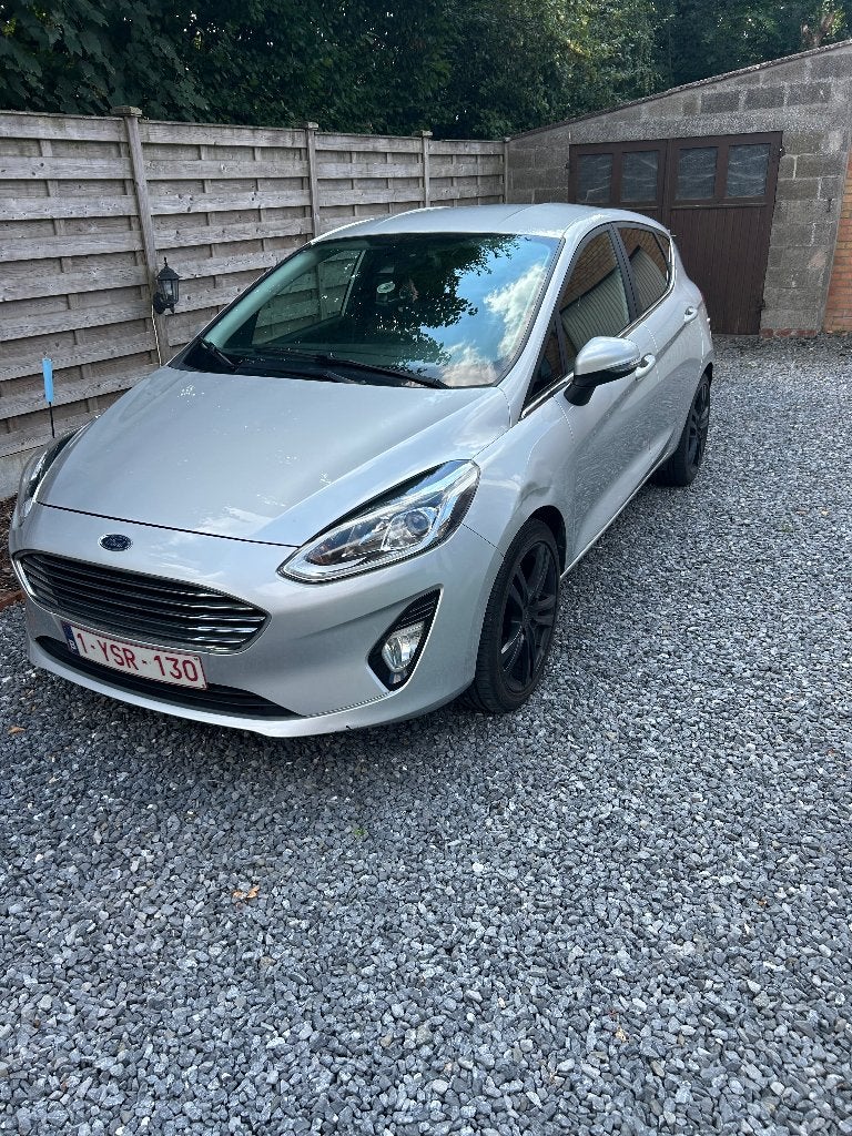Ford fiesta, Auto's, Ford, Voorwielaandrijving, Stof, 5 deurs, Particulier