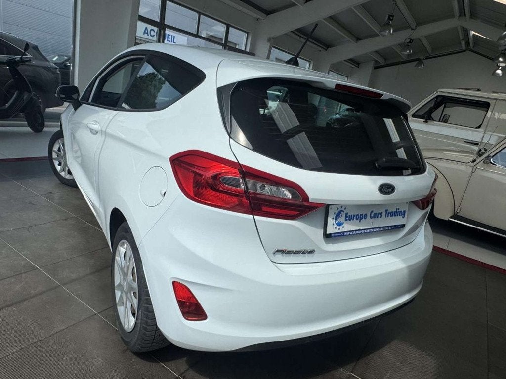 Ford Fiesta 1.1 TI-VCT 70ch 121892Km CLIM GAR 12M (bj 2018), Auto's, Stof, Gebruikt, https://public.car-pass.be/vhr/502ca77b-d8c8-4618-bfca-14fcabd29fde