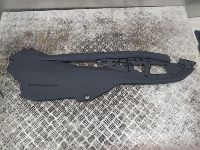 Middenconsoles van een Audi E-Tron, Gebruikt, -, -, -