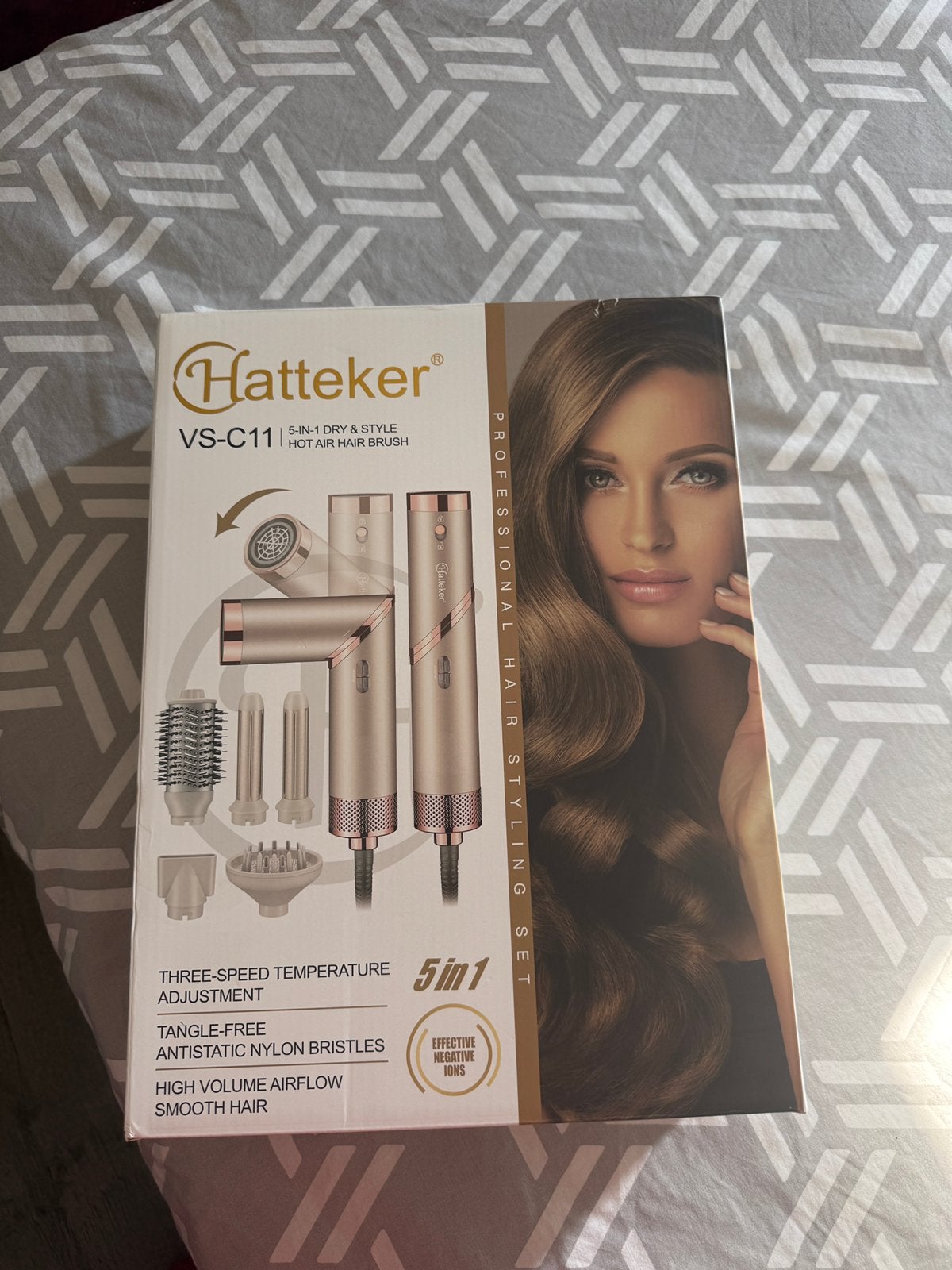 Coiffures Hatteker, Enlèvement ou Envoi, Neuf