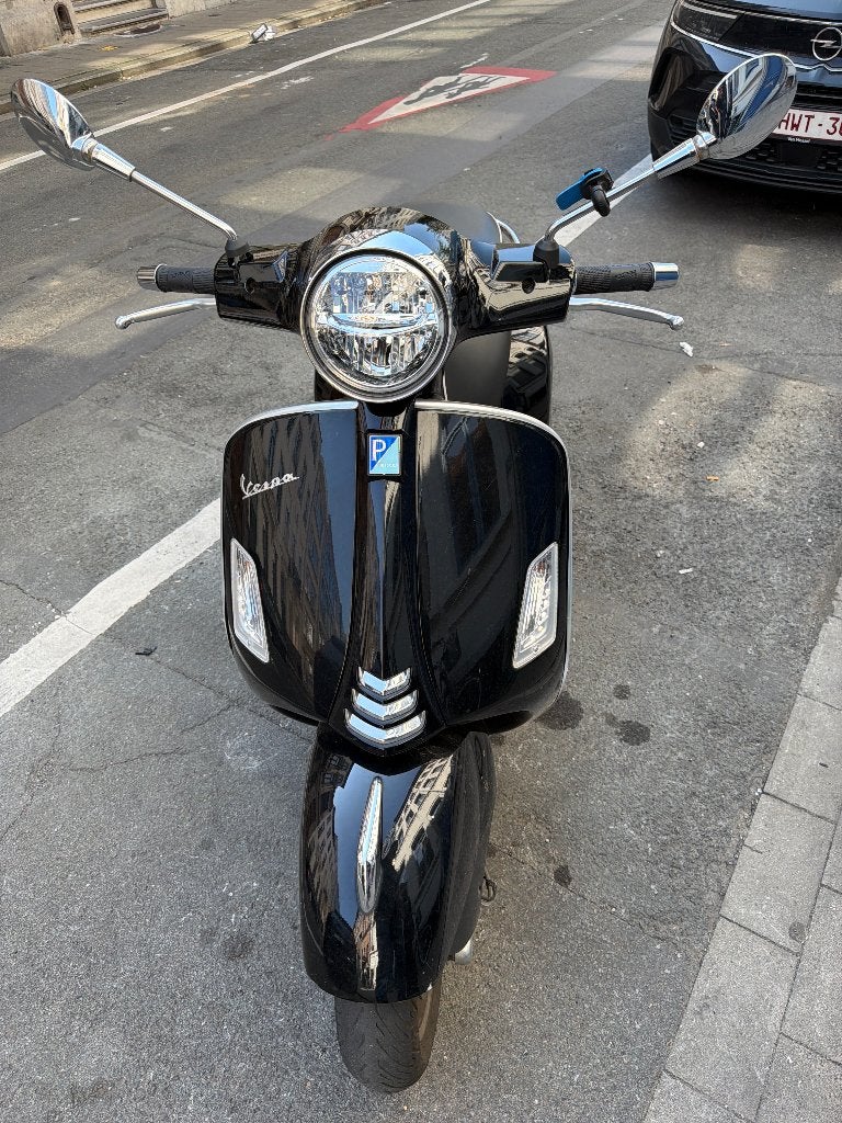 Vespa gts 125cc 33000 km boujwjaar 2022, Vélos & Vélomoteurs, Scooters | Vespa, Autres modèles, 125 cm³, Comme neuf, Enlèvement