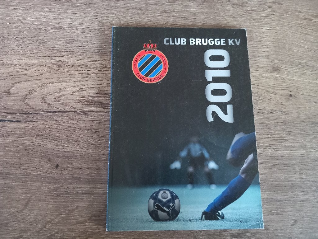 Livre Annuaire Club Bruges 2010 Football Bleu-Noir Sport, Enlèvement ou Envoi, Livre ou Revue