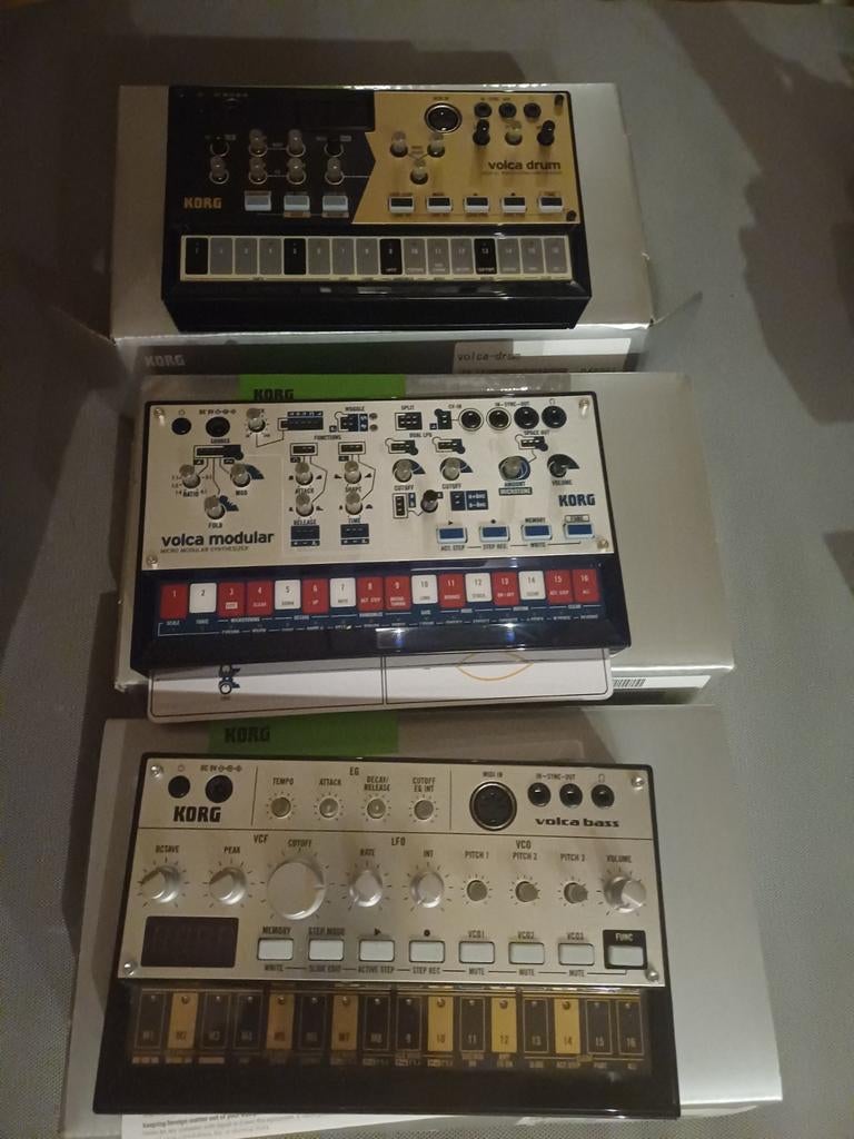 Korg volca drum bass modular, Enlèvement, Korg