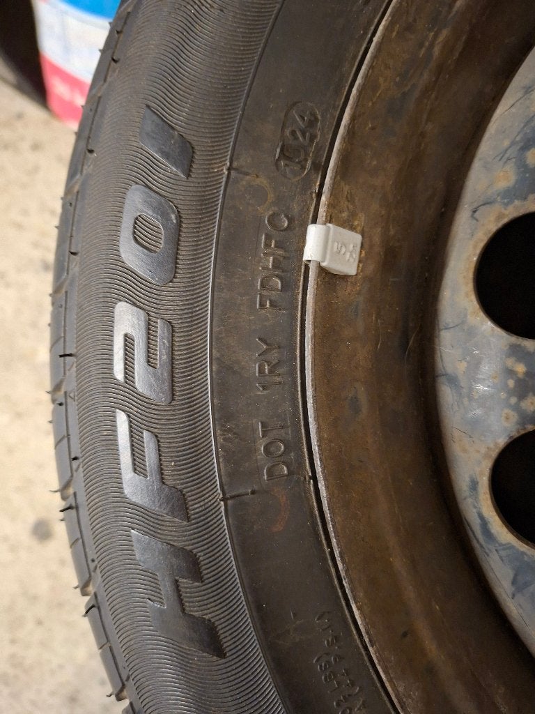 Pneus, 15 pouces, 175 mm, Véhicule de tourisme, Pneu(s)
