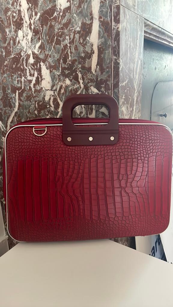 Sac pour ordinateur portable en faux cuir bordeaux, Informatique & Logiciels, Enlèvement, Comme neuf