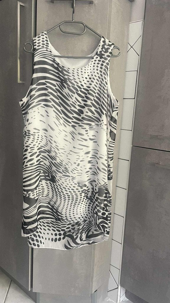 ROBE neuve voile blanc noir oversize XL, Enlèvement ou Envoi, Neuf, Multicolore