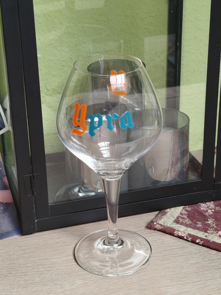 Bierglas, Ophalen of Verzenden