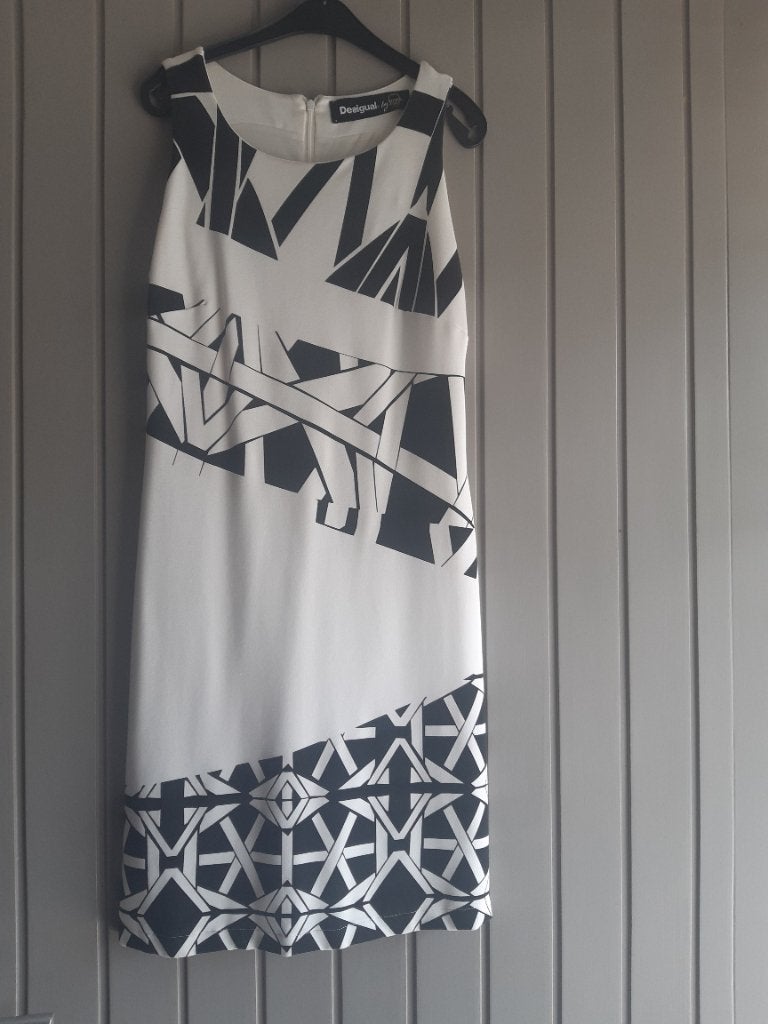 tapis Desigual, Vêtements | Femmes, Robes, Taille 36 (S), Comme neuf, Enlèvement, Blanc