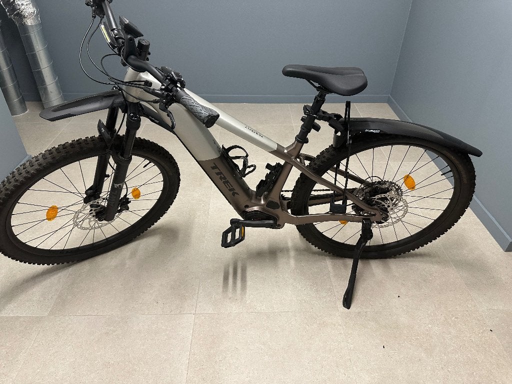 Electrische mountainbike Trek, Fietsen en Brommers, Ophalen, Fully, Zo goed als nieuw, Dames