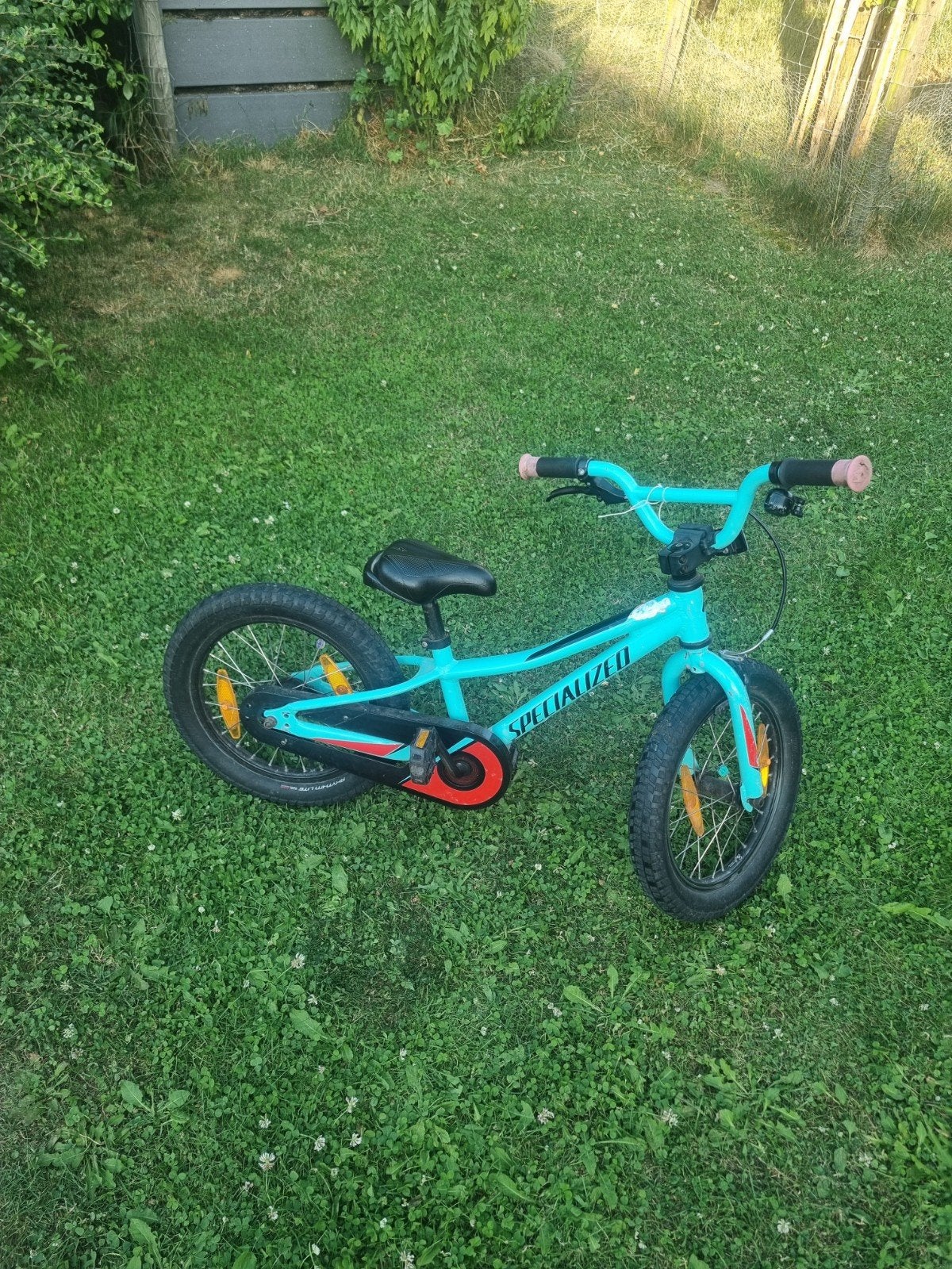 Kinderfiets specialized 16 inch, Fietsen en Brommers, Fietsen | Kinderfietsjes, Ophalen, Gebruikt, Velgrem, Specialized