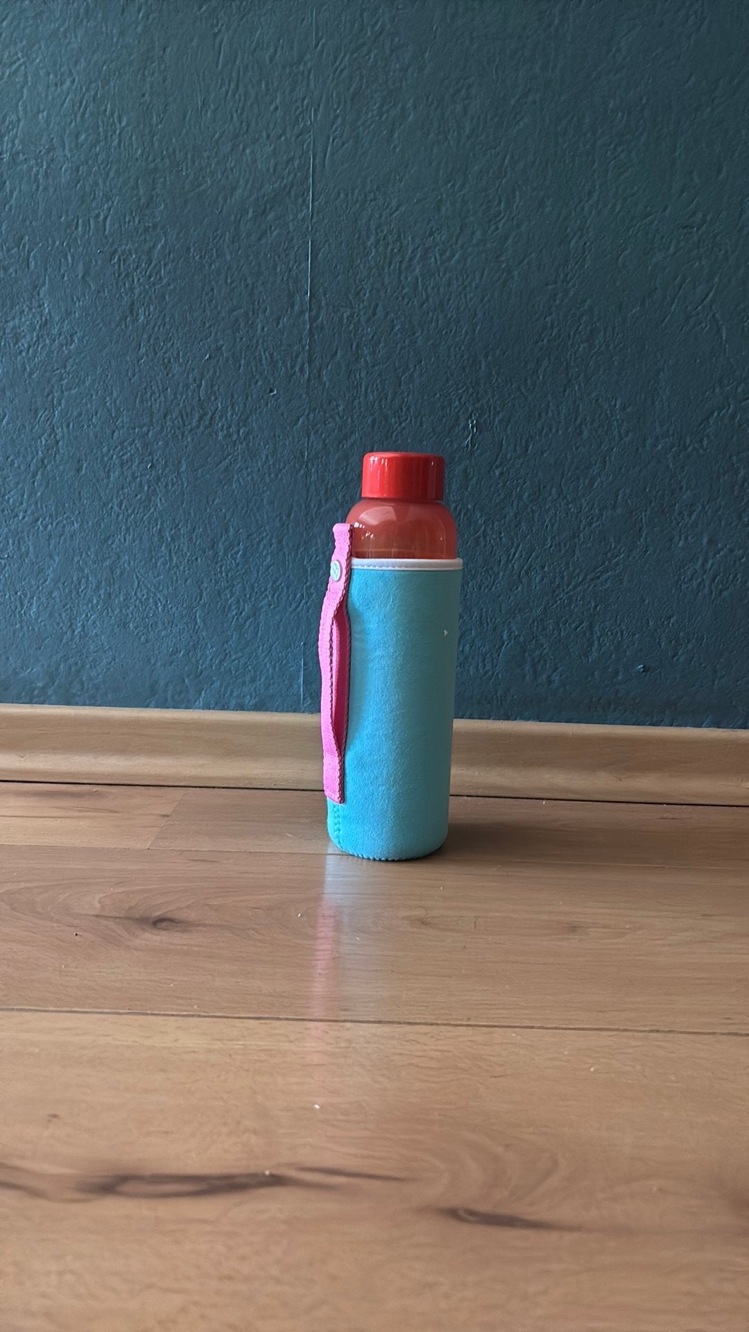 Limited edition glazen fles waterdrop, Ophalen, Zo goed als nieuw