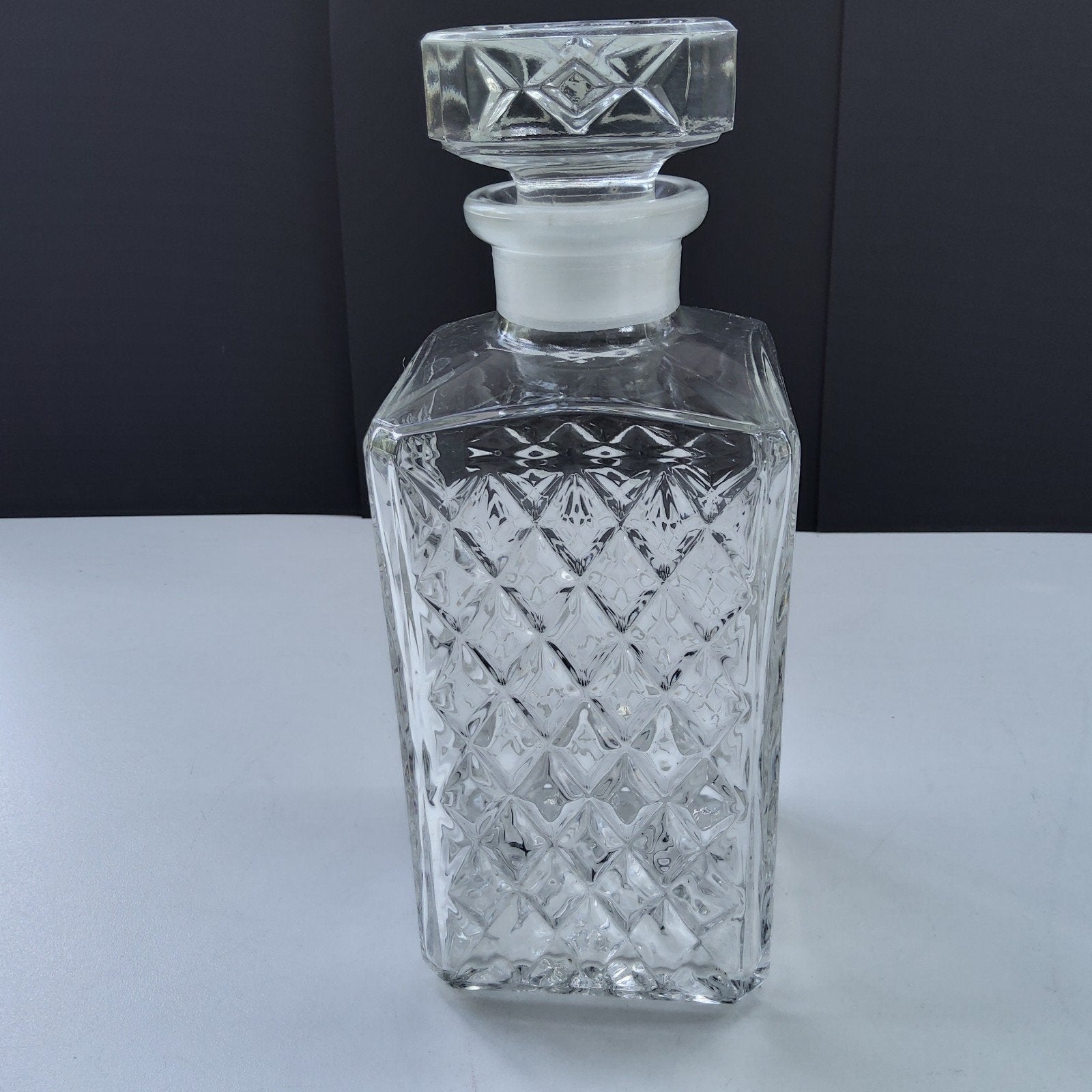 Vintage Karaf met stop. Diamantgeslepen glas., Ophalen of Verzenden