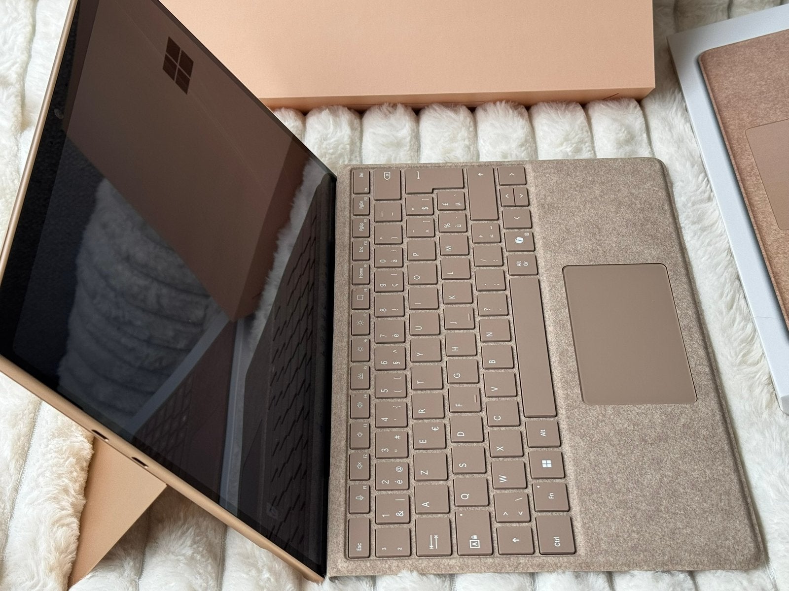 Microsoft Surface Pro 11 (3,4 Ghz), incl pen, Computers en Software, Windows Laptops, Ophalen, Zo goed als nieuw