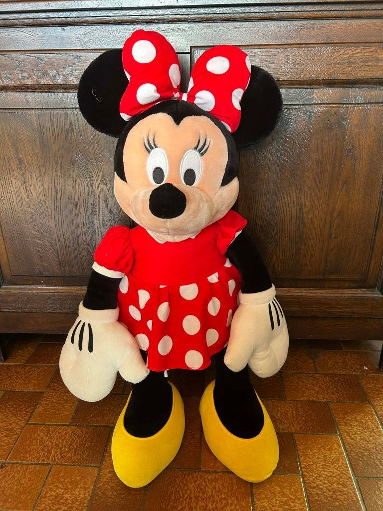 Grande peluche Minnie Mouse, Enfants & Bébés, Jouets | Peluches, Disney, Autres marques, Grand (plus de 80 cm), Rouge