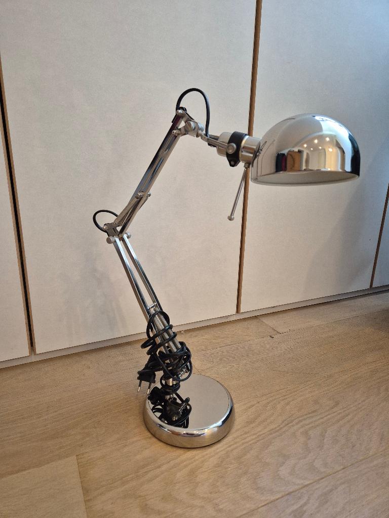 Bureaulamp ikea, Huis en Inrichting, Lampen | Tafellampen, Ophalen, Gebruikt