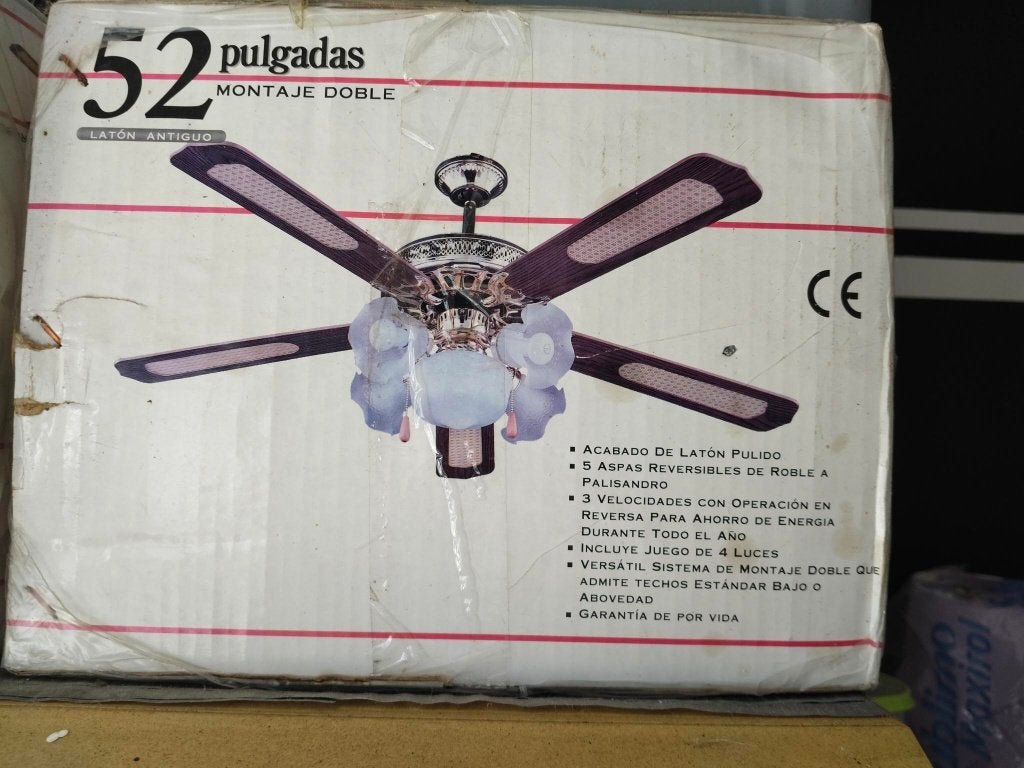 2 Beaux nouv Lustre ventilateur à vendre, Maison & Meubles, Enlèvement, Neuf