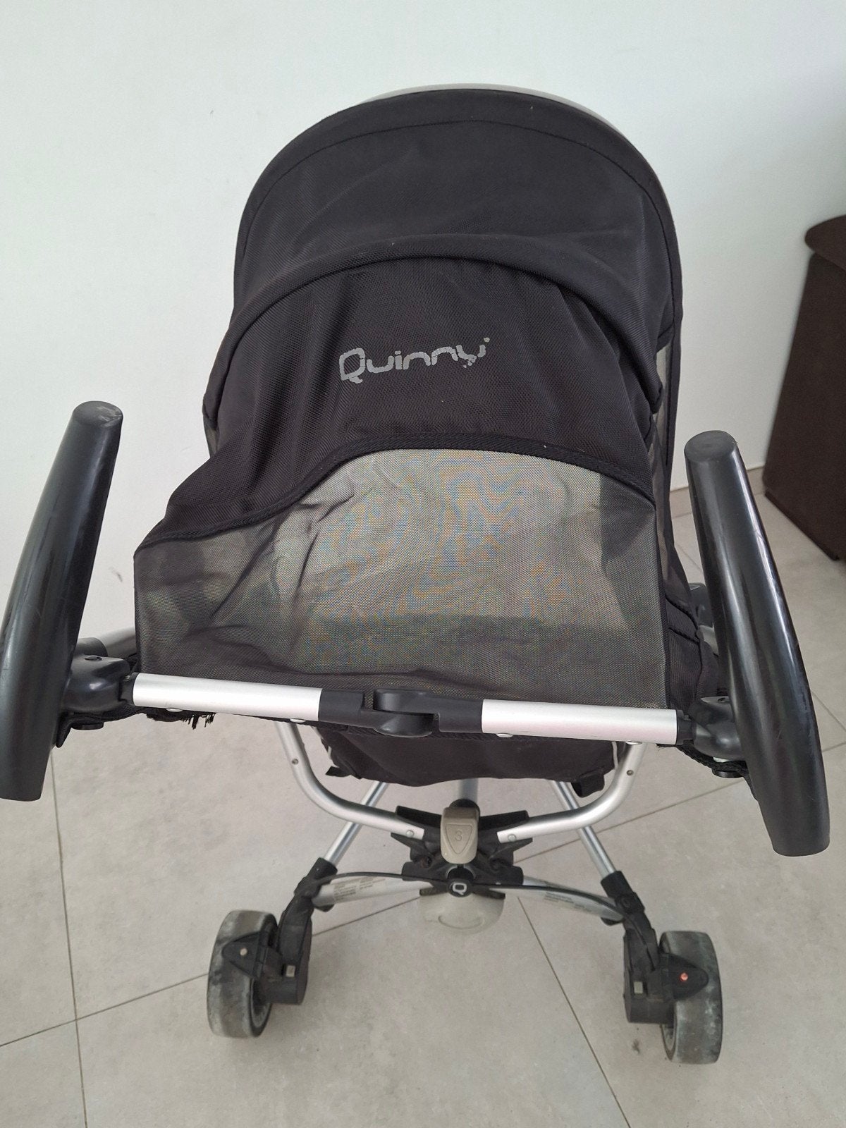 compacte quinny buggy met regenhoes, Ophalen, Quinny