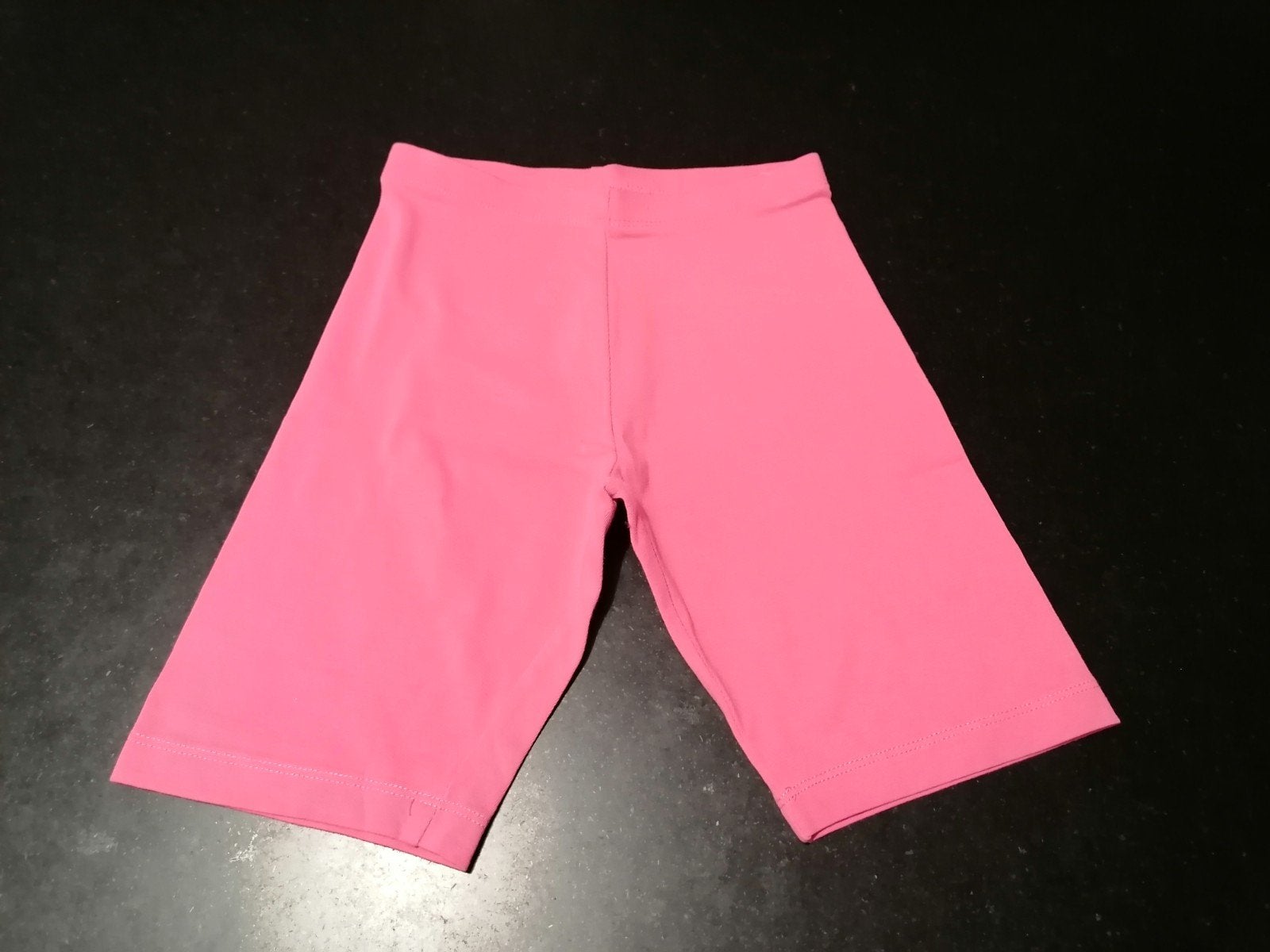 Korte broek, maat 134, Ophalen, Broek