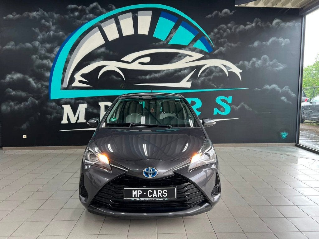 Toyota Yaris 1.5 Hybride / Slechts 85.750km, Autos, Toyota, Argent ou Gris, Achat, Euro 6, Entreprise