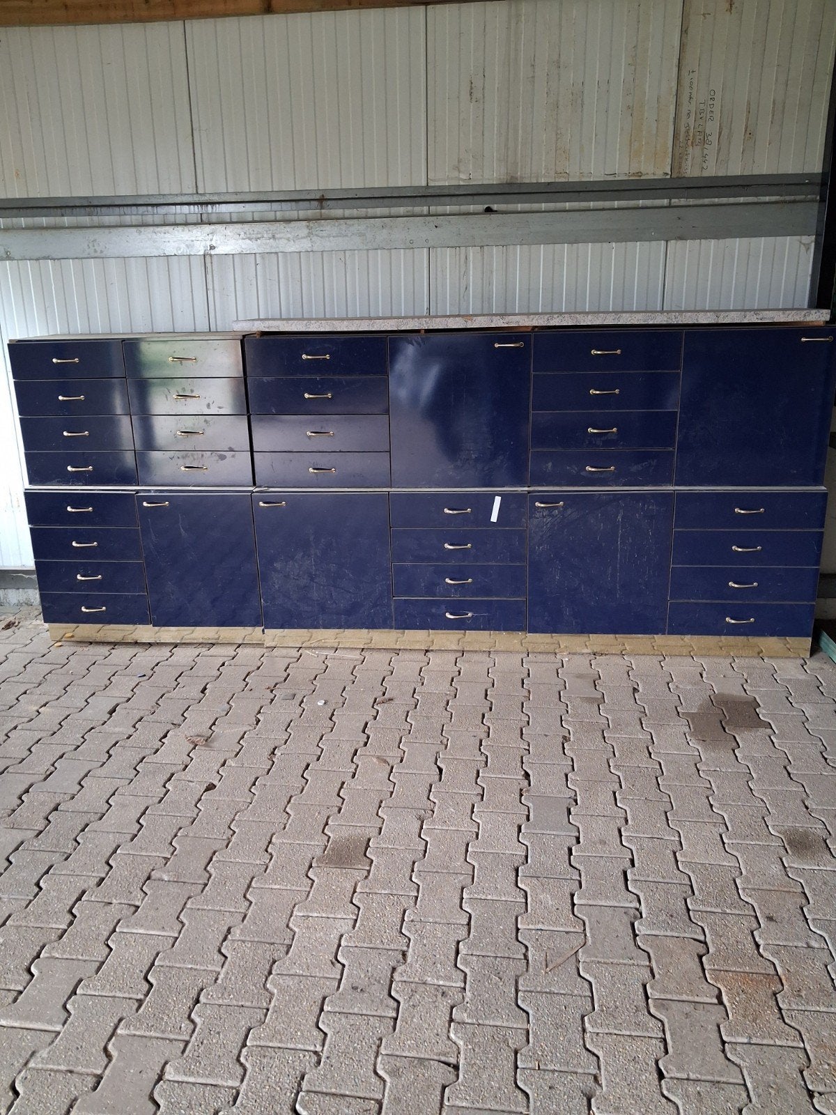 grote kast, Ophalen