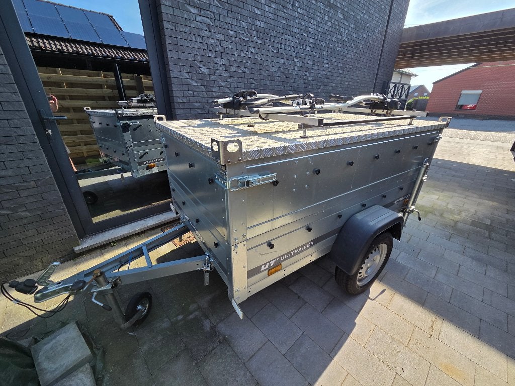 Bagagewagen met deksel <750kg en fietsendragers, Enlèvement, Comme neuf